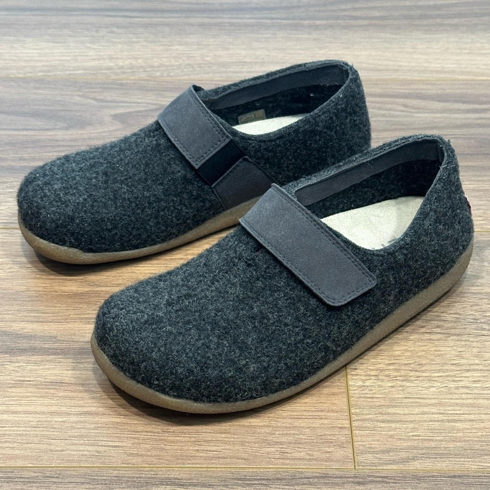 Sanita Varde Unisex Slipper in Charcoal Gray - Size 38 / Women’s 6.5-7